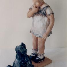 Valentina si succhia il dito – terracotta policroma, 2005  