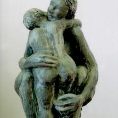 Grande abbraccio - terracotta policroma, 2003